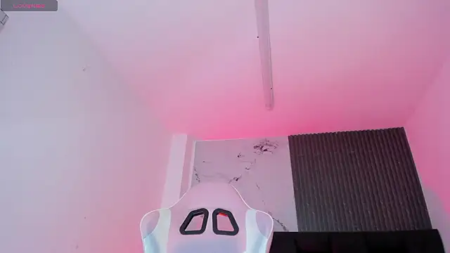 Snapshot of chloesagee chatting on 03.03.26 chloesagee online show from 03.03.26