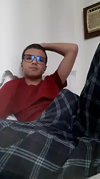 Snapshot of BBoyLatino0 chatting on 06.19.26 BBoyLatino0 online show from 06.19.26