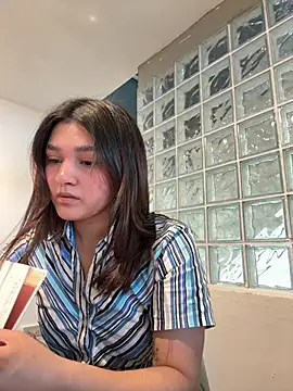 Snapshot of sisylucky chatting on 05.04.26 sisylucky online show from 05.04.26
