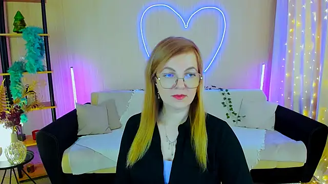 YourUniverser online show from 02.04.26