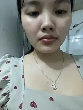 Snapshot of Xu_Xubaby chatting on 10.08.25 Xu Xubaby online show from 10.08.25