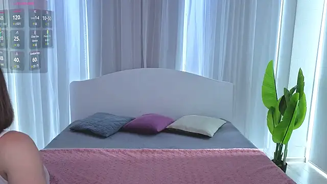 LuluChiiii online show from 09.29.25