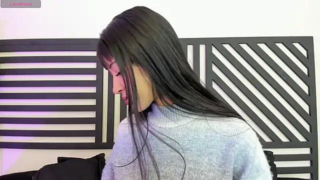 Snapshot of princess_ivy_ chatting on 09.19.25 princess ivy online show from 09.19.25