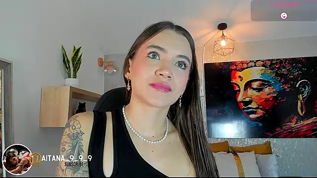 Snapshot of aitana_baker_ chatting on 06.18.26 aitana baker online show from 06.18.26