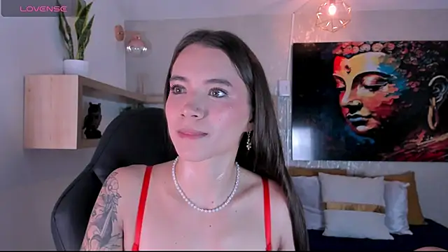 Snapshot of aitana_baker_ chatting on 06.25.26 aitana baker online show from 06.25.26