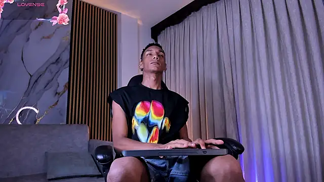 JulienSaint online show from 03.12.26