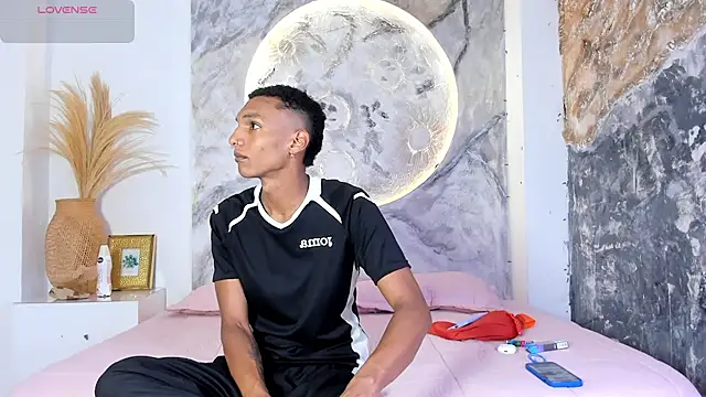 JulienSaint online show from 04.11.26