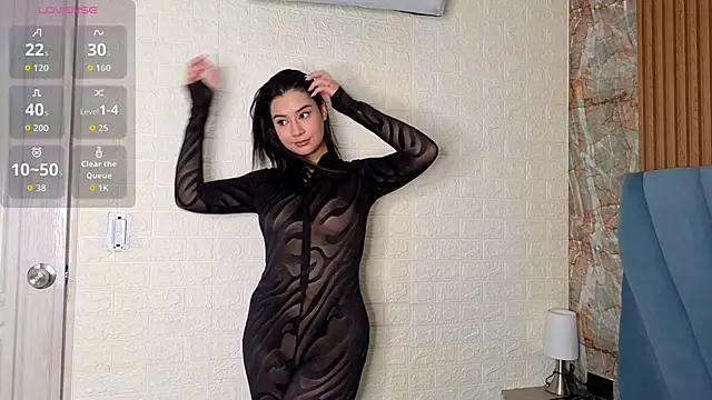 nathalia koch  online show from 02.18.26