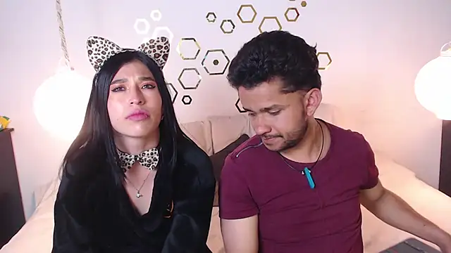 Snapshot of Provincute chatting on 11.23.25 Provincute online show from 11.23.25