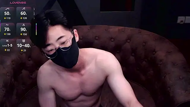 Snapshot of asiantwinkz chatting on 04.18.26 asiantwinkz online show from 04.18.26