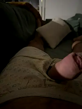 Snapshot of Bigtitsloveshow chatting on 10.13.25 Bigtitsloveshow online show from 10.13.25