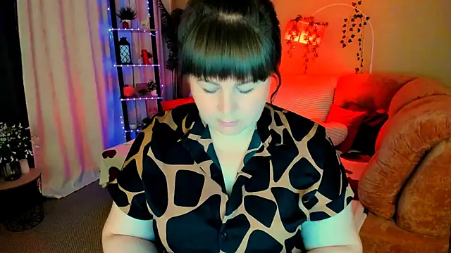 Snapshot of CrystaalStaar chatting on 06.14.26 CrystaalStaar online show from 06.14.26