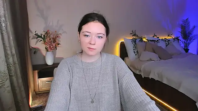 AlluringLookk online show from 09.20.25