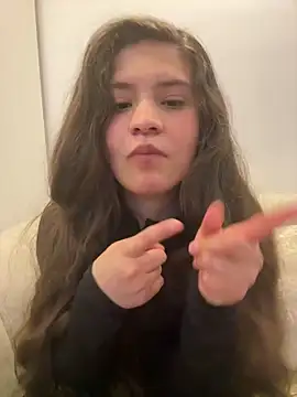 Emilyybennet  online show from 05.02.26