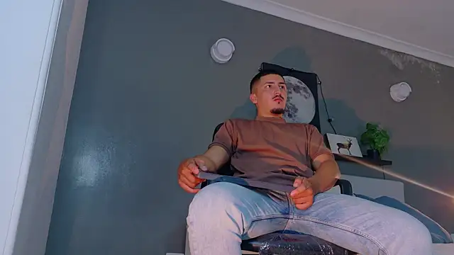 MrFox   online show from 10.29.25