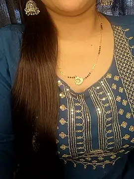 Snapshot of officialbhabhi chatting on 09.25.25 officialbhabhi online show from 09.25.25