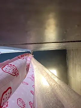 Snapshot of chocolate_bella chatting on 02.16.26 chocolate bella online show from 02.16.26