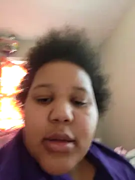 Snapshot of chocolate_bella chatting on 02.27.26 chocolate bella online show from 02.27.26