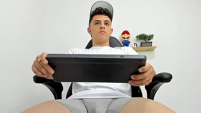 Mikecooper online show from 10.07.25