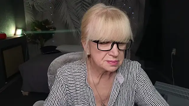 Sabina Ros online show from 12.05.25