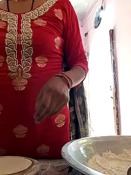 Love-pari077 online show from 11.12.25