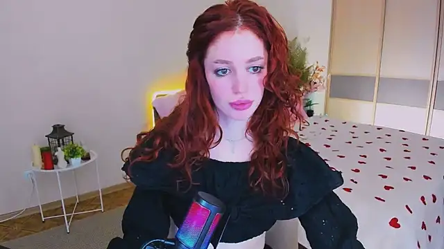 ChristinaConteeree online show from 05.09.26