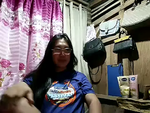 Romantic Sabrina online show from 08.03.26