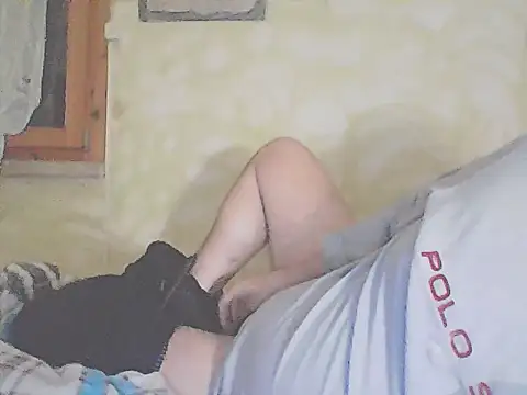 Snapshot of mauri5 chatting on 04.05.26 mauri5 online show from 04.05.26