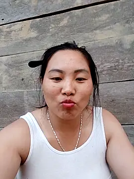 Love-Ly99 online show from 09.17.25