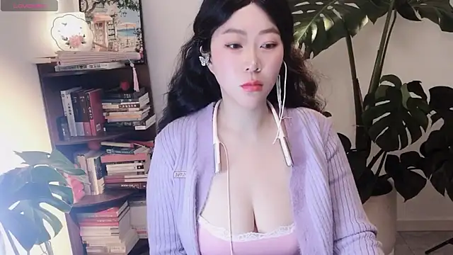 Emmaq996 online show from 02.05.26