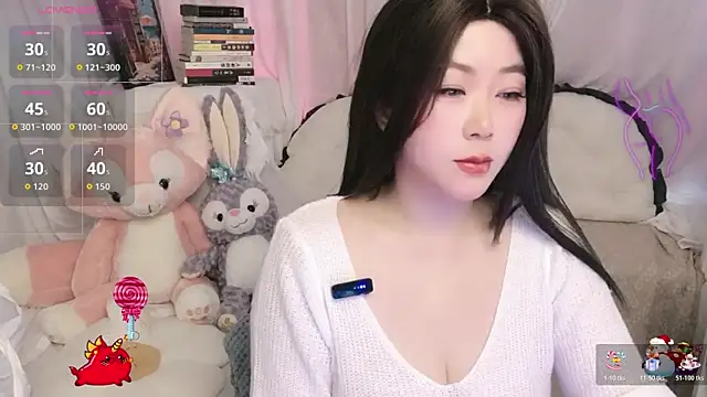 Snapshot of Emmaq996 chatting on 05.18.26 Emmaq996 online show from 05.18.26
