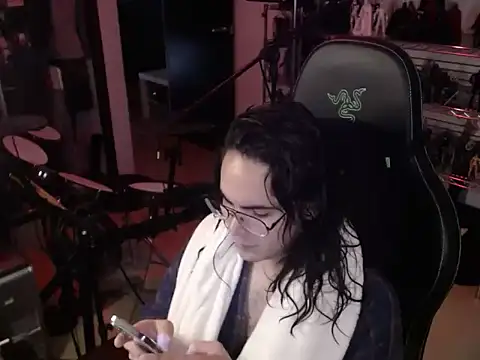 Snapshot of dorrey21 chatting on 10.17.25 dorrey21 online show from 10.17.25