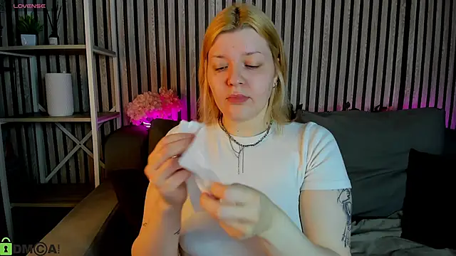 Michele Greenn online show from 05.11.26