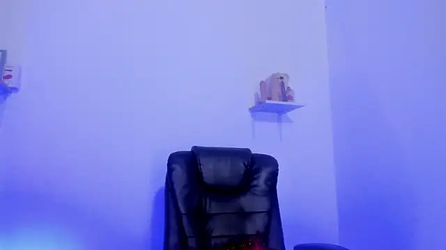 Cooperrosscute233 online show from 10.04.25