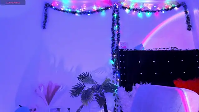 Cooperrosscute233 online show from 12.04.25