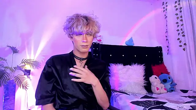 Snapshot of Cooperrosscute233 chatting on 02.15.26 Cooperrosscute233 online show from 02.15.26