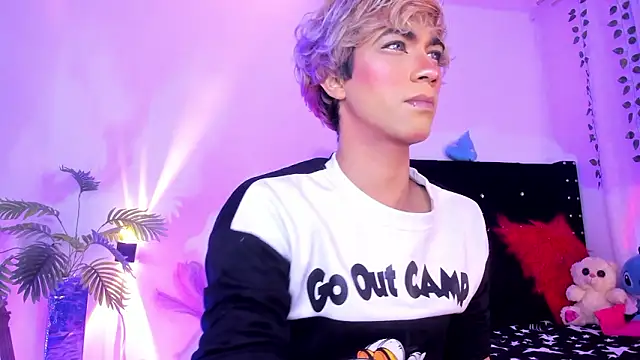 Snapshot of Cooperrosscute233 chatting on 02.16.26 Cooperrosscute233 online show from 02.16.26