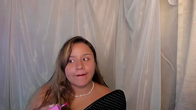 ElaBourn  online show from 03.30.26