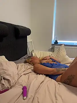 SvenskMILF online show from 03.26.26