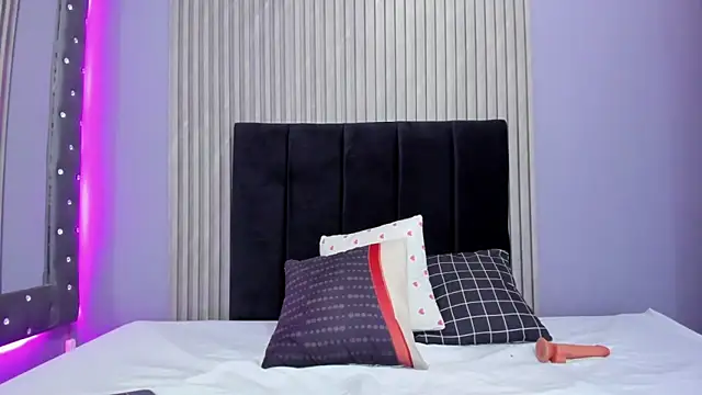 Sex samantha online show from 11.24.25