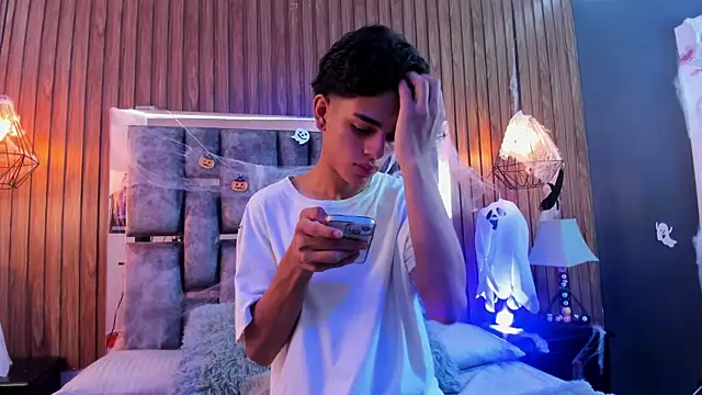 owen  johnson online show from 11.02.25