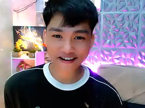 Snapshot of Mister_officer69 chatting on 06.21.26 Mister officer69 online show from 06.21.26