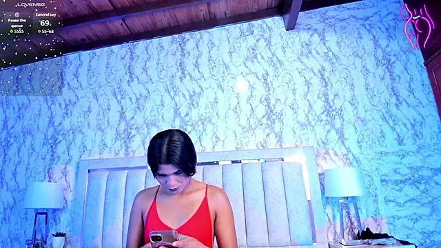 AlaiaMoretti online show from 09.24.25