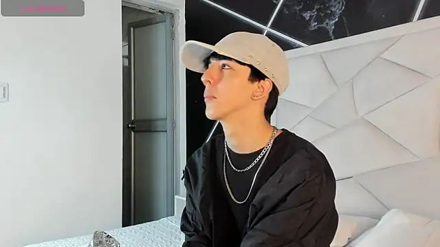 Snapshot of AerumChae chatting on 05.30.26 AerumChae online show from 05.30.26