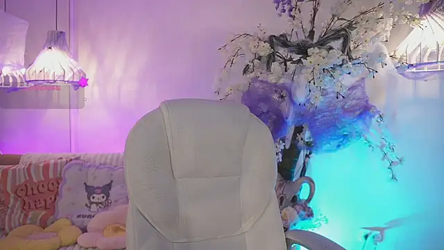 JadeSummerr online show from 10.22.25