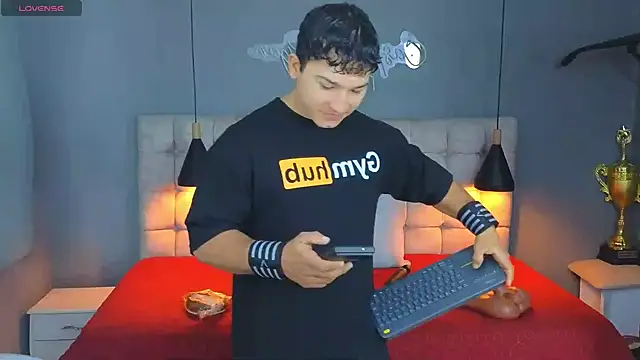 Horny nick18 online show from 10.07.25