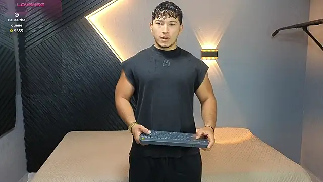 Horny nick18 online show from 03.07.26