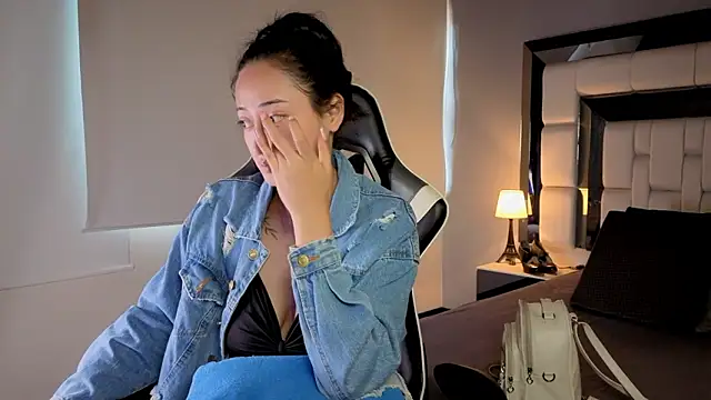 Adhara7 online show from 02.07.26