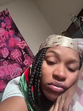 PrettyBabriexox online show from 04.13.26