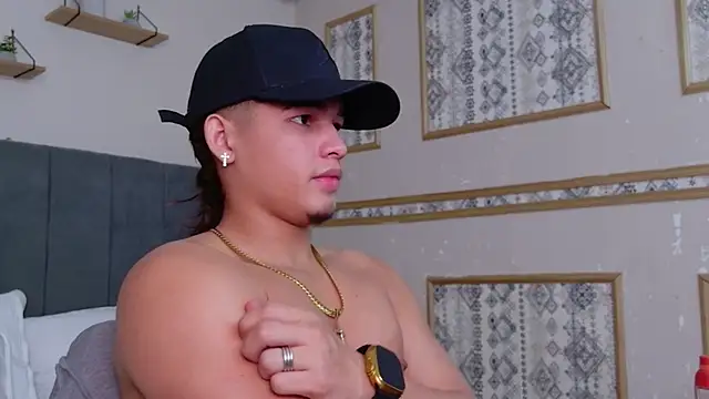 Riky Strong online show from 11.05.25